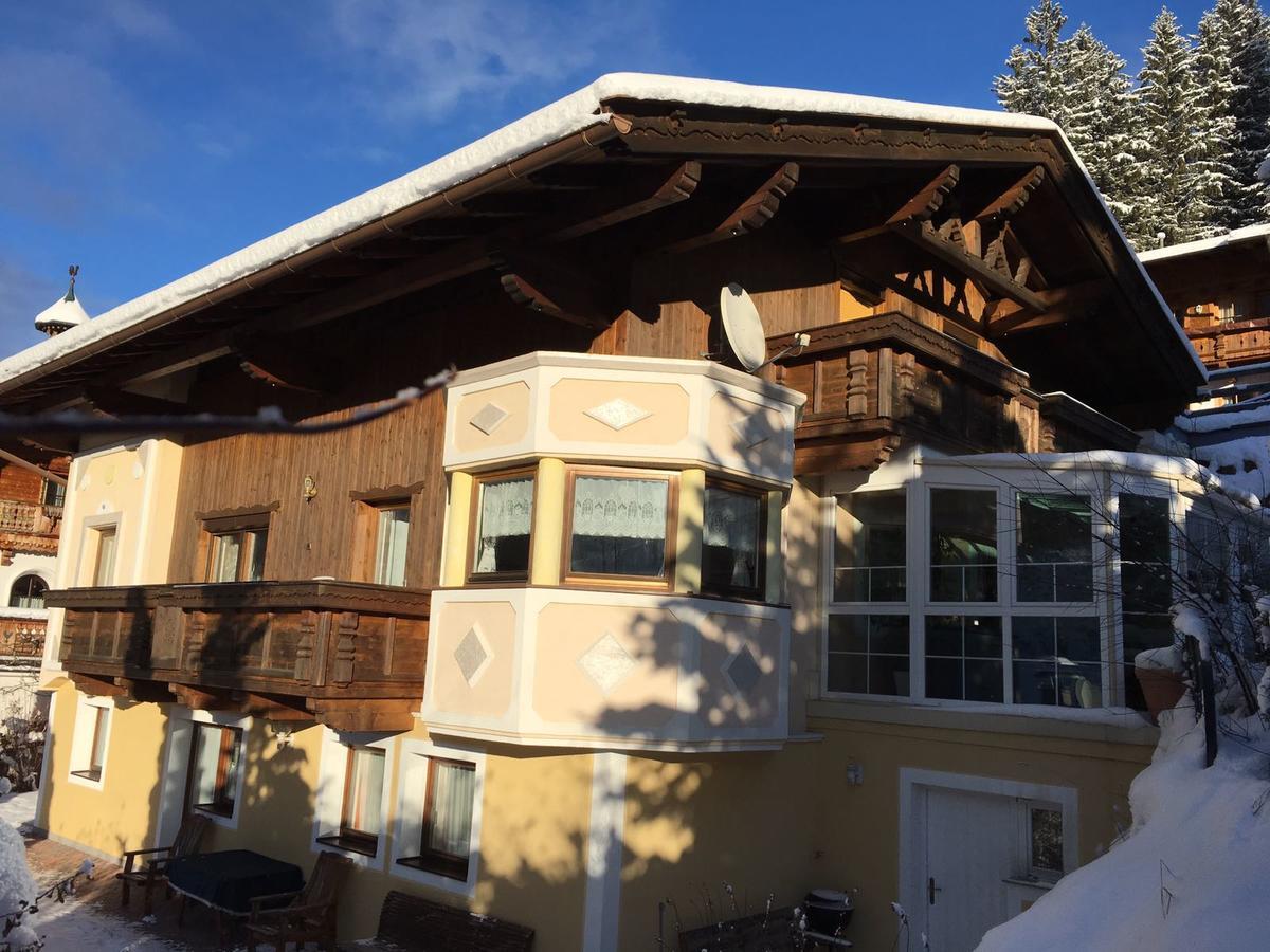 Apartamento Haus Alpenchalet Neustift im Stubaital Exterior foto