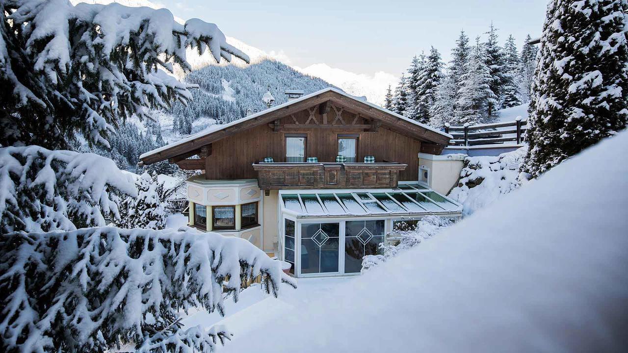 Apartamento Haus Alpenchalet Neustift im Stubaital Exterior foto