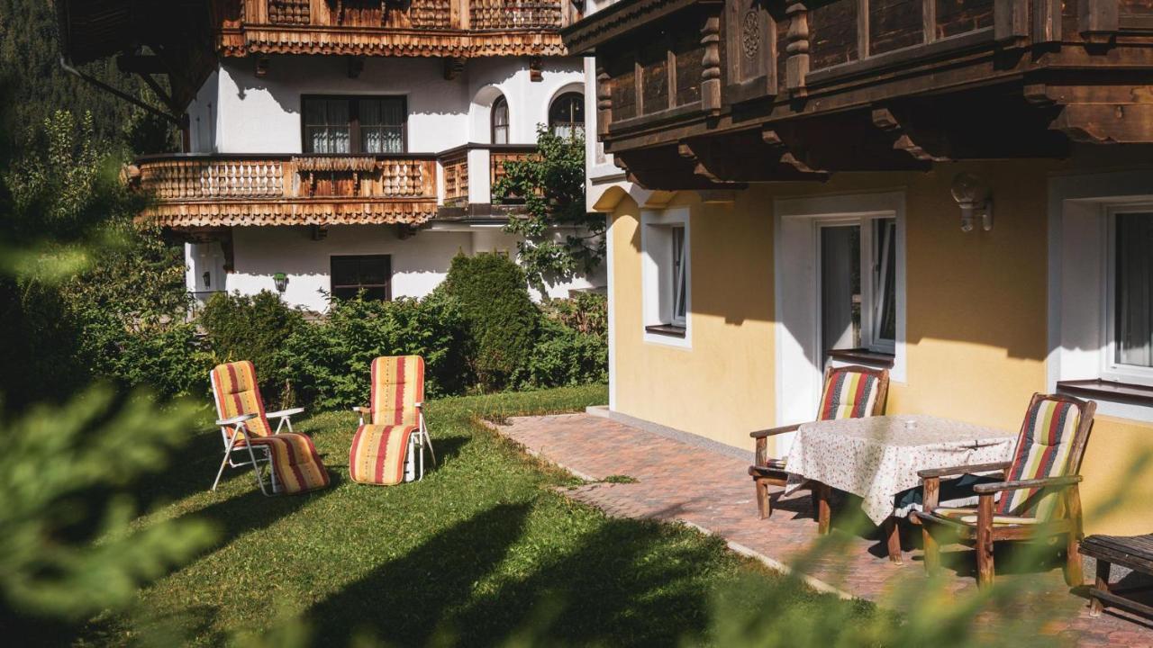 Apartamento Haus Alpenchalet Neustift im Stubaital Exterior foto